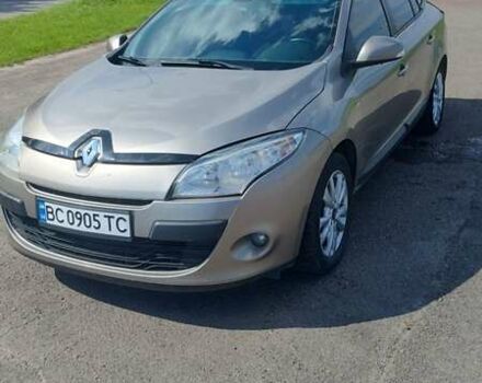 Коричневый Рено Меган, объемом двигателя 1.5 л и пробегом 256 тыс. км за 7600 $, фото 8 на Automoto.ua