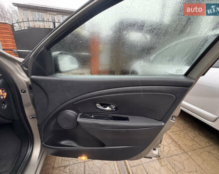 Коричневый Рено Меган, объемом двигателя 1.6 л и пробегом 134 тыс. км за 7499 $, фото 15 на Automoto.ua