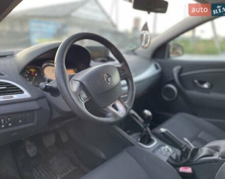 Коричневий Рено Меган, об'ємом двигуна 1.5 л та пробігом 257 тис. км за 6500 $, фото 8 на Automoto.ua