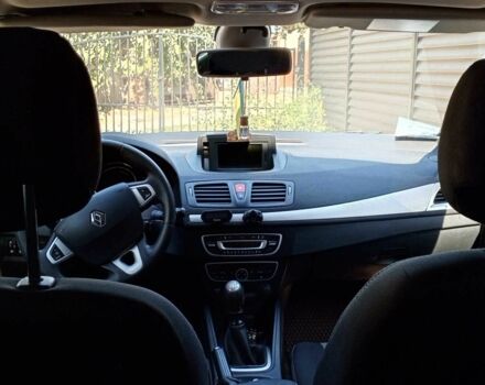 Рено Меган 2011 в Одессе на Automoto.ua Коричневый Рено Меган, объемом двигателя 1.9 л и пробегом 276 тыс. км за 7800 $, фото 9 на Automoto.ua