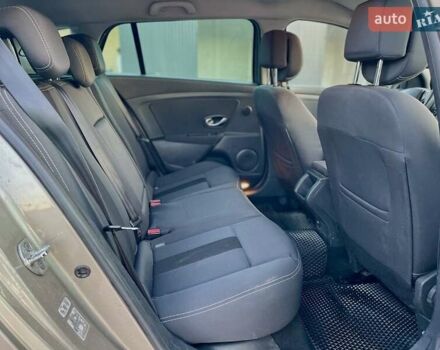 Коричневий Рено Меган, об'ємом двигуна 1.5 л та пробігом 257 тис. км за 6500 $, фото 4 на Automoto.ua