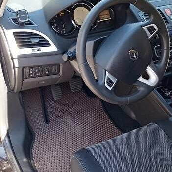 Коричневий Рено Меган, об'ємом двигуна 1.87 л та пробігом 276 тис. км за 8300 $, фото 23 на Automoto.ua