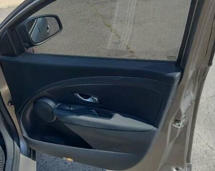 Коричневый Рено Меган, объемом двигателя 1.5 л и пробегом 256 тыс. км за 7600 $, фото 22 на Automoto.ua