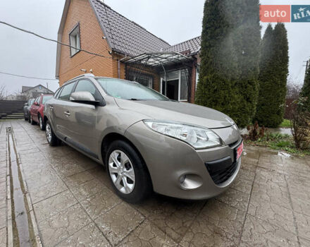 Коричневый Рено Меган, объемом двигателя 1.6 л и пробегом 134 тыс. км за 7499 $, фото 4 на Automoto.ua