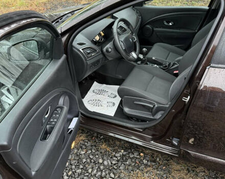 Коричневый Рено Меган, объемом двигателя 1.5 л и пробегом 233 тыс. км за 7800 $, фото 16 на Automoto.ua