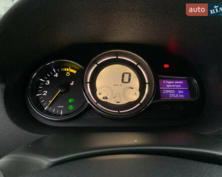 Коричневий Рено Меган, об'ємом двигуна 1.5 л та пробігом 239 тис. км за 8250 $, фото 7 на Automoto.ua