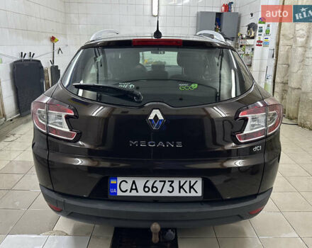 Коричневый Рено Меган, объемом двигателя 1.46 л и пробегом 248 тыс. км за 7250 $, фото 6 на Automoto.ua