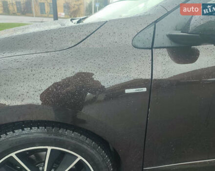 Коричневый Рено Меган, объемом двигателя 1.5 л и пробегом 287 тыс. км за 9100 $, фото 1 на Automoto.ua