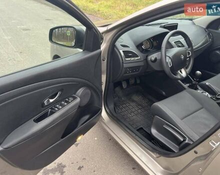 Коричневый Рено Меган, объемом двигателя 1.46 л и пробегом 262 тыс. км за 7850 $, фото 8 на Automoto.ua