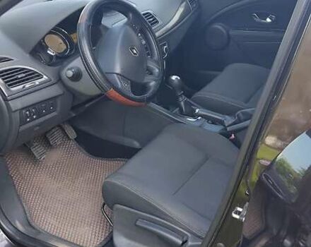 Коричневый Рено Меган, объемом двигателя 1.46 л и пробегом 355 тыс. км за 7600 $, фото 10 на Automoto.ua