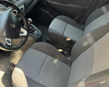 Коричневый Рено Меган, объемом двигателя 1.46 л и пробегом 248 тыс. км за 7650 $, фото 9 на Automoto.ua