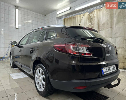 Коричневый Рено Меган, объемом двигателя 1.46 л и пробегом 248 тыс. км за 7250 $, фото 3 на Automoto.ua