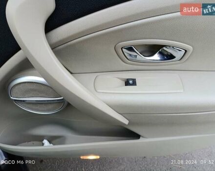 Коричневый Рено Меган, объемом двигателя 2 л и пробегом 288 тыс. км за 8999 $, фото 27 на Automoto.ua