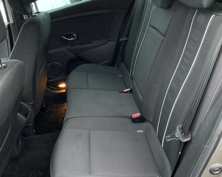 Коричневий Рено Меган, об'ємом двигуна 1.46 л та пробігом 314 тис. км за 8300 $, фото 58 на Automoto.ua