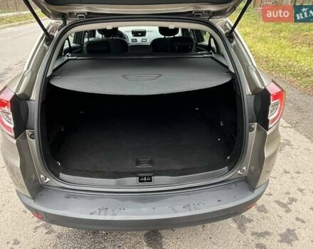 Коричневый Рено Меган, объемом двигателя 1.46 л и пробегом 262 тыс. км за 7850 $, фото 13 на Automoto.ua