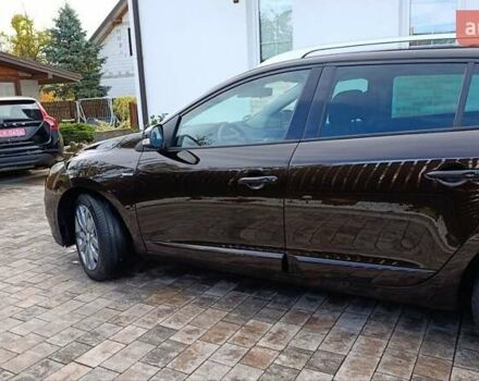 Коричневый Рено Меган, объемом двигателя 1.6 л и пробегом 229 тыс. км за 8700 $, фото 2 на Automoto.ua