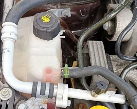 Коричневый Рено Меган, объемом двигателя 1.6 л и пробегом 229 тыс. км за 8700 $, фото 84 на Automoto.ua