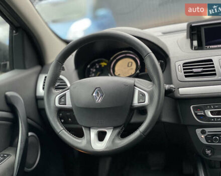 Коричневий Рено Меган, об'ємом двигуна 1.46 л та пробігом 314 тис. км за 8300 $, фото 50 на Automoto.ua