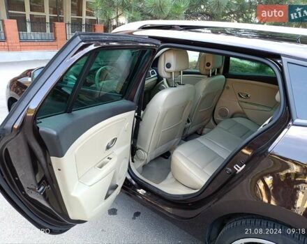 Коричневый Рено Меган, объемом двигателя 2 л и пробегом 288 тыс. км за 8999 $, фото 13 на Automoto.ua