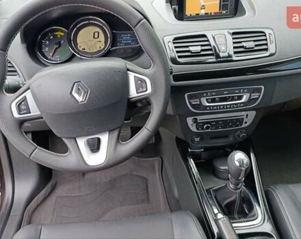 Коричневый Рено Меган, объемом двигателя 1.6 л и пробегом 274 тыс. км за 8700 $, фото 46 на Automoto.ua
