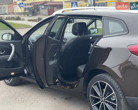 Коричневий Рено Меган, об'ємом двигуна 1.5 л та пробігом 197 тис. км за 8900 $, фото 28 на Automoto.ua