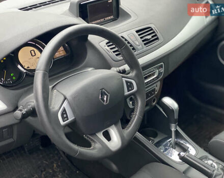 Коричневий Рено Меган, об'ємом двигуна 1.46 л та пробігом 314 тис. км за 8300 $, фото 47 на Automoto.ua