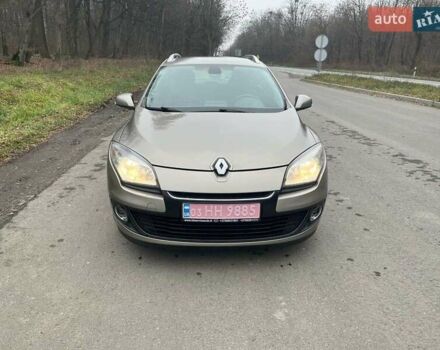 Коричневый Рено Меган, объемом двигателя 1.46 л и пробегом 262 тыс. км за 7850 $, фото 1 на Automoto.ua