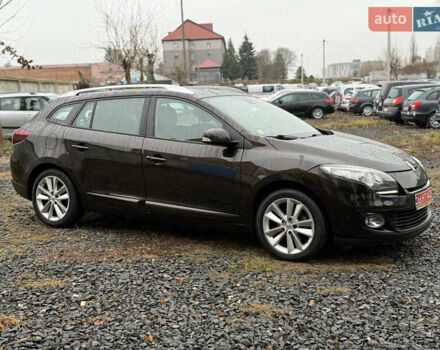 Коричневый Рено Меган, объемом двигателя 1.5 л и пробегом 233 тыс. км за 7800 $, фото 1 на Automoto.ua