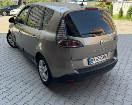 Коричневый Рено Меган, объемом двигателя 1.46 л и пробегом 248 тыс. км за 7650 $, фото 17 на Automoto.ua