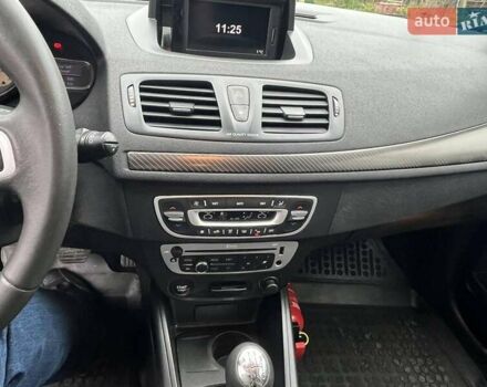 Коричневый Рено Меган, объемом двигателя 1.46 л и пробегом 262 тыс. км за 7850 $, фото 11 на Automoto.ua