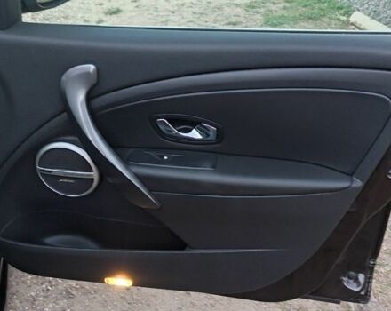 Коричневый Рено Меган, объемом двигателя 1.6 л и пробегом 223 тыс. км за 9600 $, фото 17 на Automoto.ua