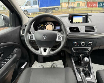 Коричневый Рено Меган, объемом двигателя 1.5 л и пробегом 233 тыс. км за 7800 $, фото 15 на Automoto.ua