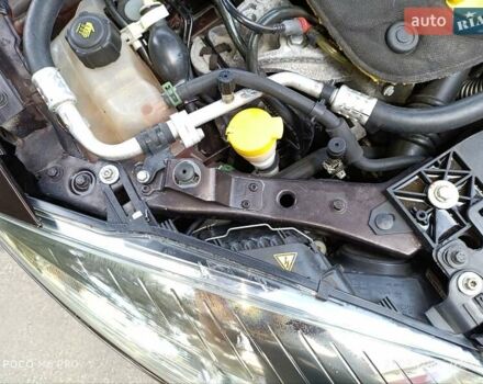 Коричневый Рено Меган, объемом двигателя 2 л и пробегом 288 тыс. км за 8999 $, фото 6 на Automoto.ua