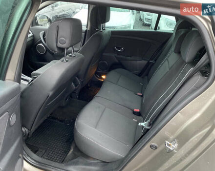 Коричневий Рено Меган, об'ємом двигуна 1.46 л та пробігом 314 тис. км за 8300 $, фото 57 на Automoto.ua