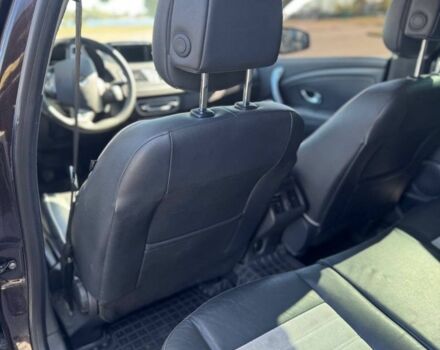 Коричневый Рено Меган, объемом двигателя 1.5 л и пробегом 225 тыс. км за 9300 $, фото 6 на Automoto.ua