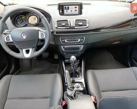 Коричневый Рено Меган, объемом двигателя 1.6 л и пробегом 229 тыс. км за 8700 $, фото 63 на Automoto.ua
