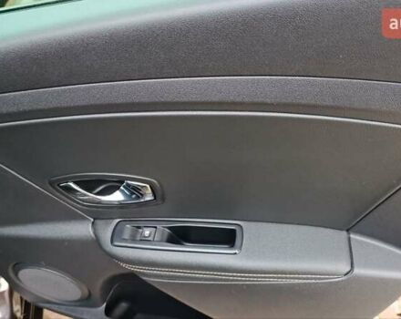 Коричневый Рено Меган, объемом двигателя 1.6 л и пробегом 229 тыс. км за 8700 $, фото 76 на Automoto.ua