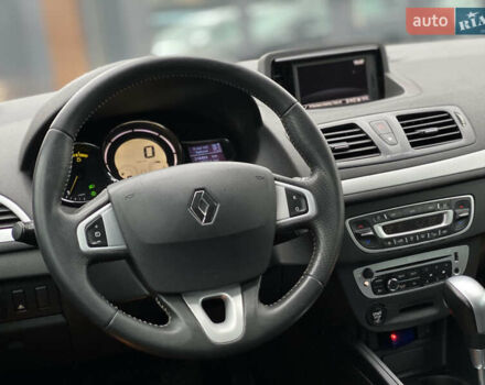 Коричневий Рено Меган, об'ємом двигуна 1.46 л та пробігом 314 тис. км за 8300 $, фото 48 на Automoto.ua