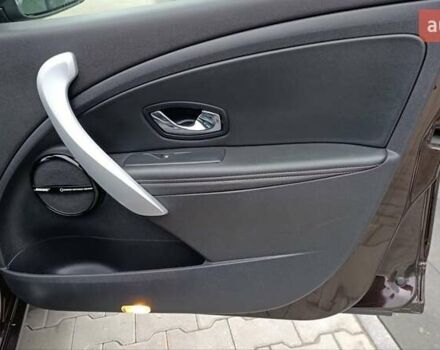 Коричневый Рено Меган, объемом двигателя 1.6 л и пробегом 274 тыс. км за 8700 $, фото 67 на Automoto.ua