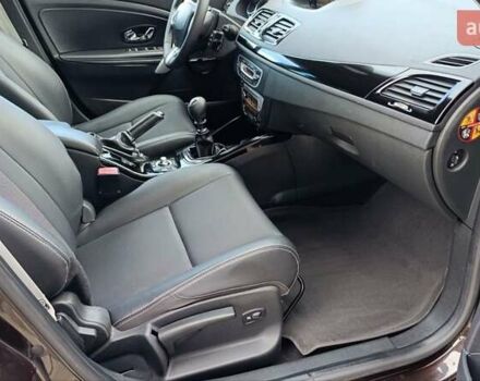 Коричневый Рено Меган, объемом двигателя 1.6 л и пробегом 229 тыс. км за 8700 $, фото 58 на Automoto.ua