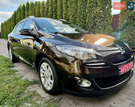 Коричневый Рено Меган, объемом двигателя 1.5 л и пробегом 250 тыс. км за 9500 $, фото 1 на Automoto.ua