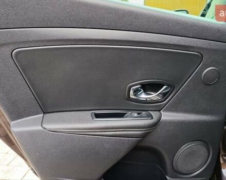 Коричневый Рено Меган, объемом двигателя 1.6 л и пробегом 229 тыс. км за 8700 $, фото 74 на Automoto.ua