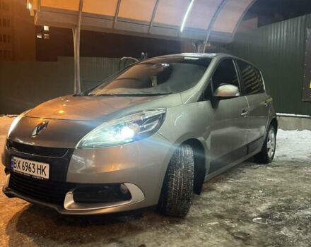 Коричневий Рено Меган, об'ємом двигуна 1.46 л та пробігом 248 тис. км за 7350 $, фото 5 на Automoto.ua