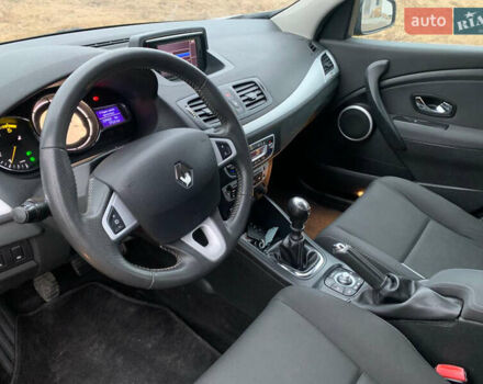 Коричневий Рено Меган, об'ємом двигуна 1.5 л та пробігом 239 тис. км за 8250 $, фото 19 на Automoto.ua