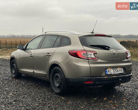 Коричневий Рено Меган, об'ємом двигуна 1.46 л та пробігом 314 тис. км за 8300 $, фото 32 на Automoto.ua