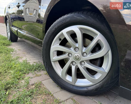 Коричневый Рено Меган, объемом двигателя 1.5 л и пробегом 250 тыс. км за 9500 $, фото 116 на Automoto.ua