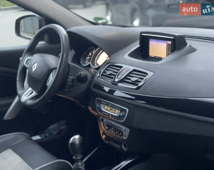 Коричневый Рено Меган, объемом двигателя 1.5 л и пробегом 197 тыс. км за 9200 $, фото 32 на Automoto.ua