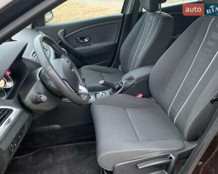 Коричневий Рено Меган, об'ємом двигуна 1.5 л та пробігом 239 тис. км за 8250 $, фото 21 на Automoto.ua