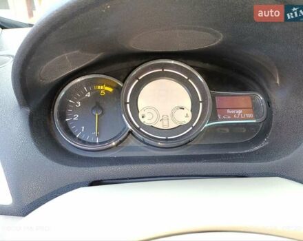 Коричневый Рено Меган, объемом двигателя 2 л и пробегом 288 тыс. км за 8999 $, фото 9 на Automoto.ua