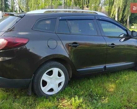 Коричневый Рено Меган, объемом двигателя 1.46 л и пробегом 355 тыс. км за 7600 $, фото 21 на Automoto.ua